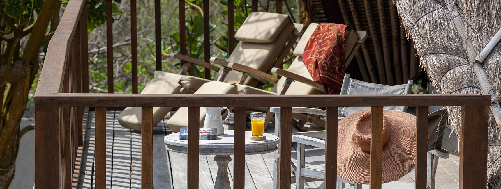 Voyage - Good times and tan lines